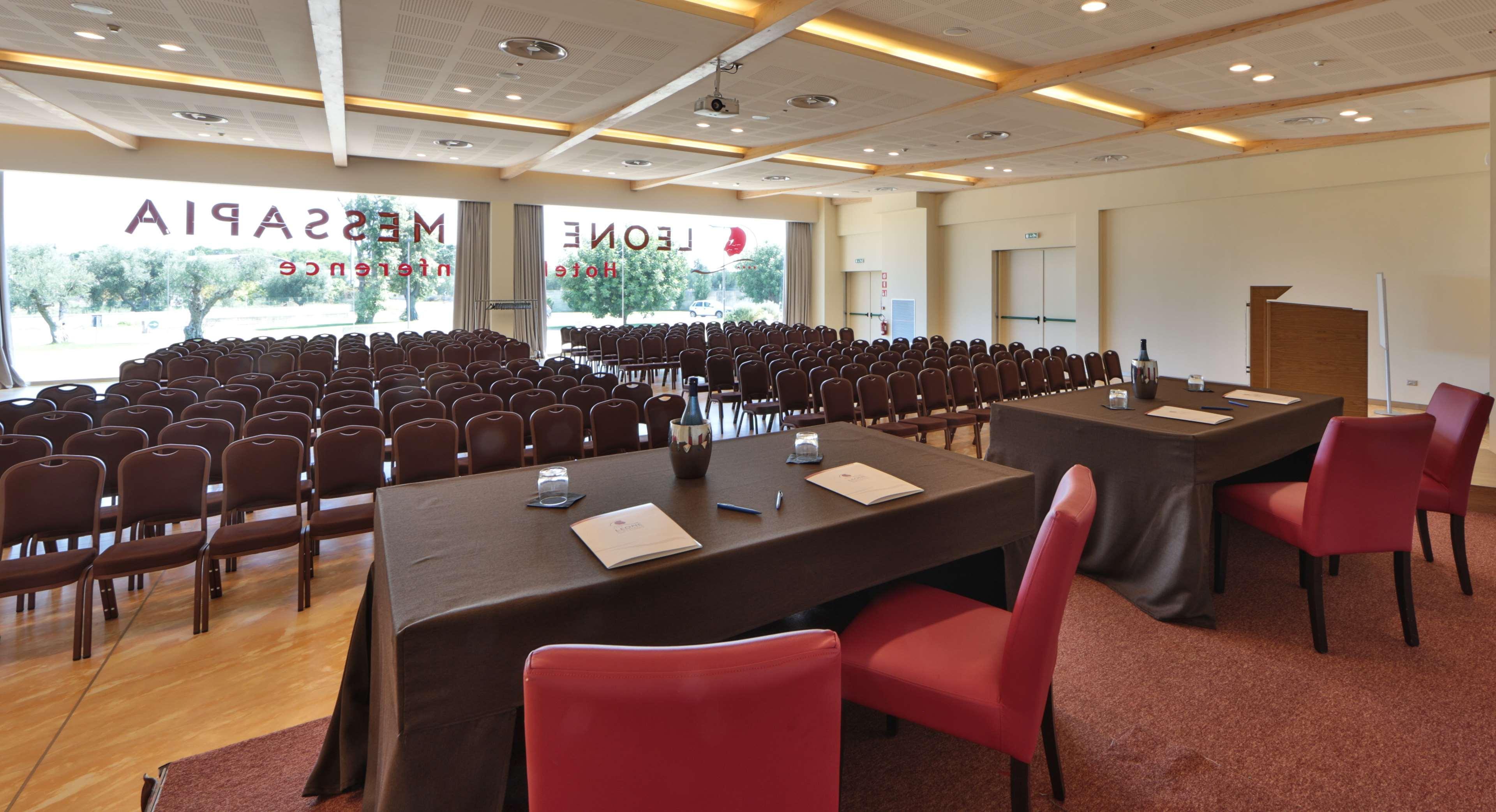 Best Western Plus Leone Di Messapia Hotel & Conference Lecce Exterior photo