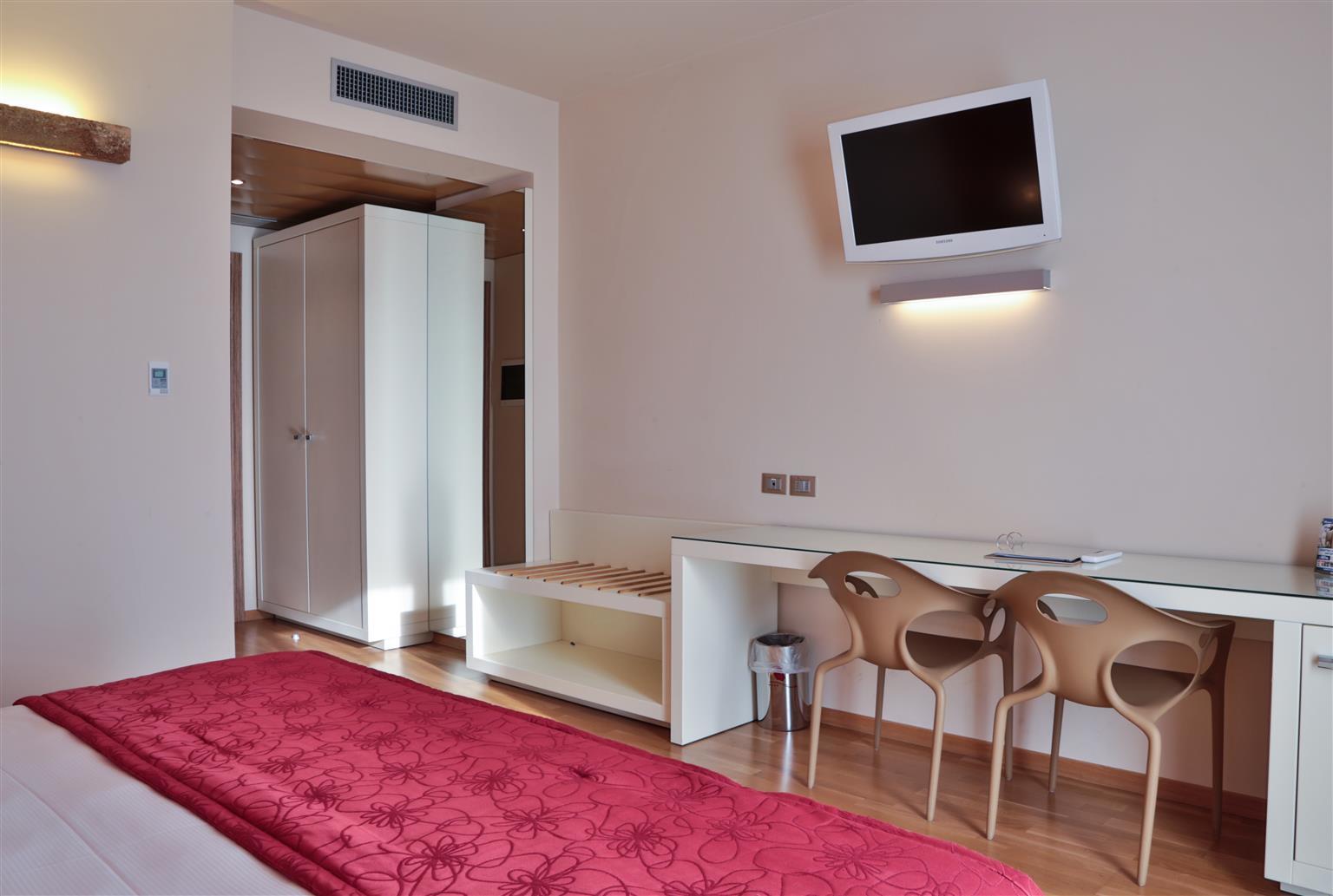 Best Western Plus Leone Di Messapia Hotel & Conference Lecce Exterior photo